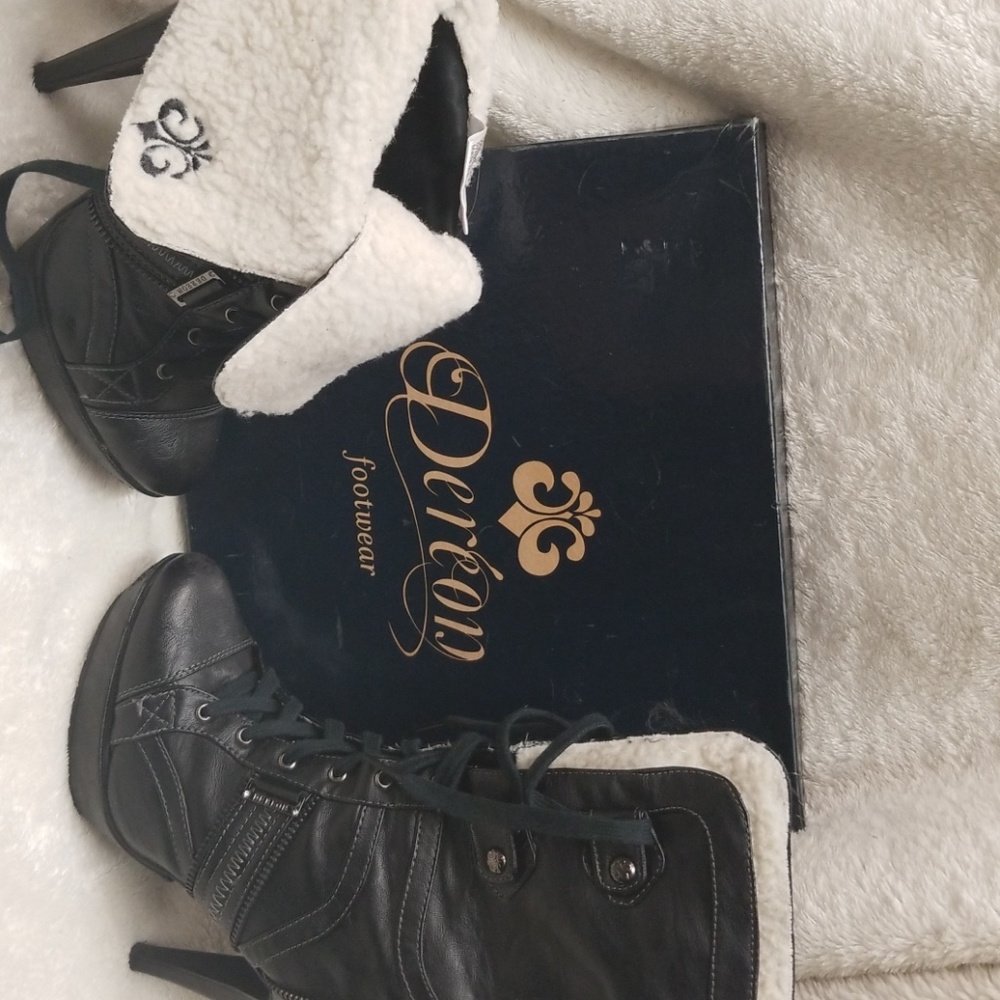Dereon heeled boots